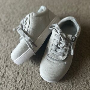 Billy Footwear Light Gray Canvas Zipper Sneakers